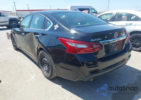 2018 Nissan Altima 2.5 S z USA, uszkodzony, nr VIN 1N4AL3AP0JC219426